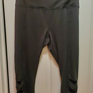 Yoga Pants with Criss Cross design.